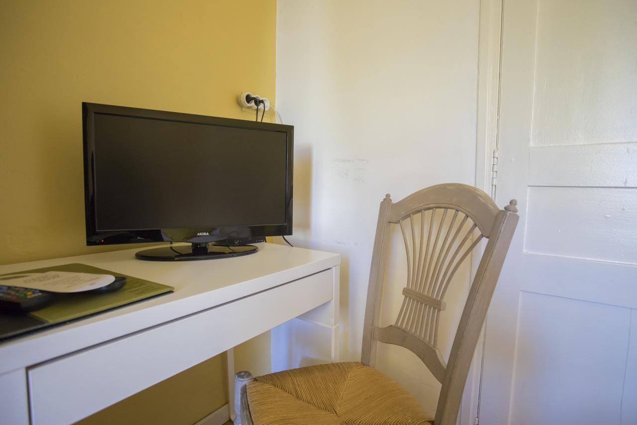 Auberge De La Cauquiere Le Beausset Esterno foto