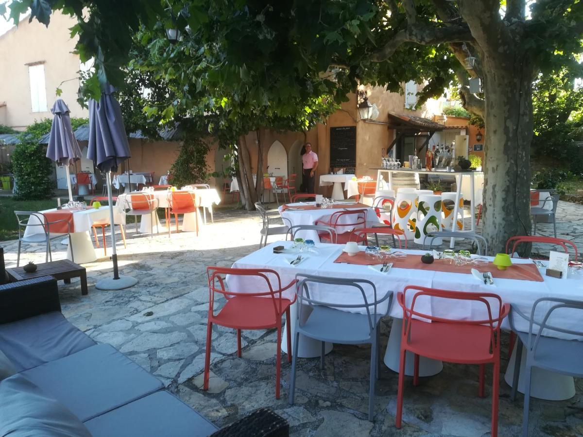 Auberge De La Cauquiere Le Beausset Esterno foto